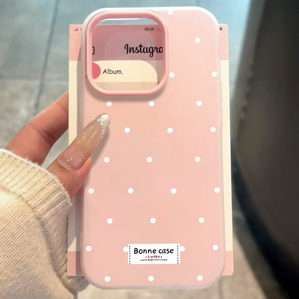 Funda francesa con estampado d - Samsung Galaxy A55 reseña y precio