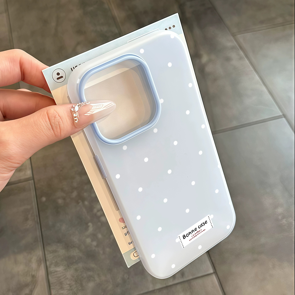 Funda francesa con estampado d - Samsung Galaxy A55 reseña y precio