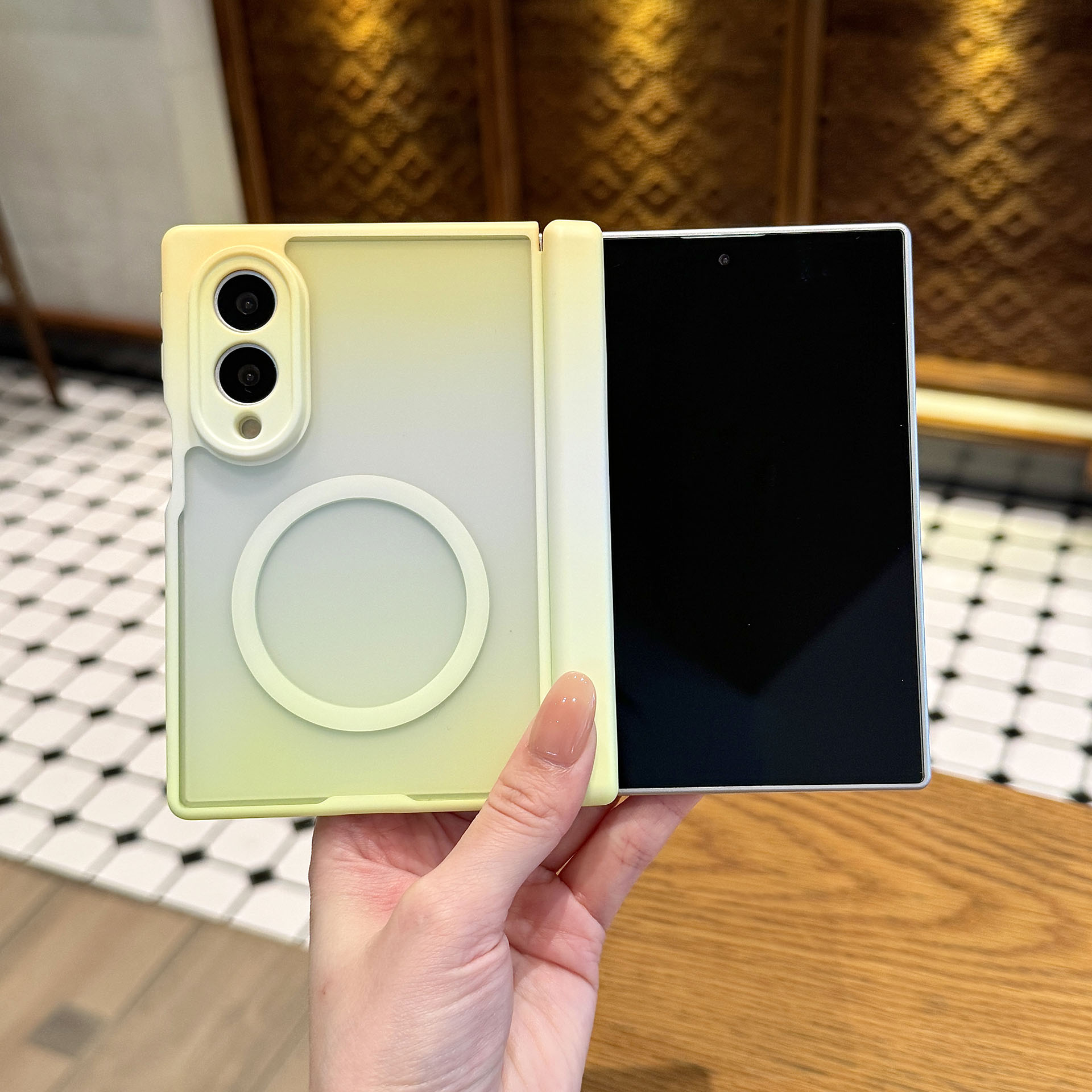 Funda Magnética Transparente M - Z Phone Accessories reseña y precio